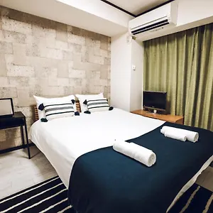 Liberty Palace Apartment3 アパート 大阪市