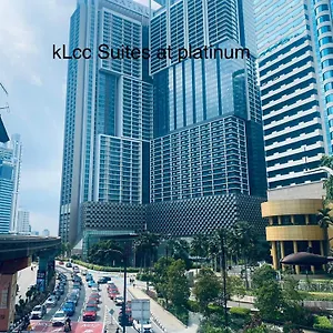https://klcc-suites-at-platinum-kuala-lumpur.kualalumpurs-hotels.com
